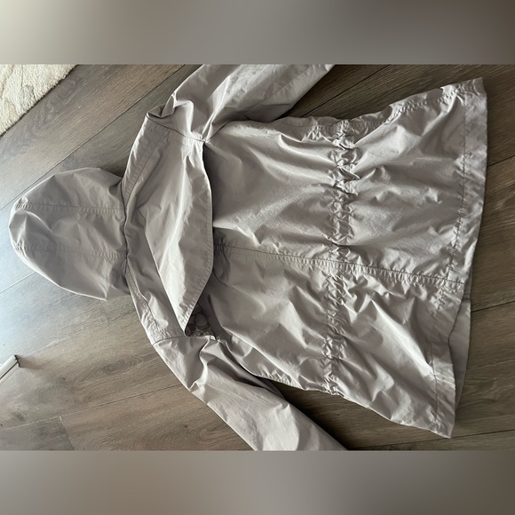 Coach Rain Jacket - Picture 6 of 9